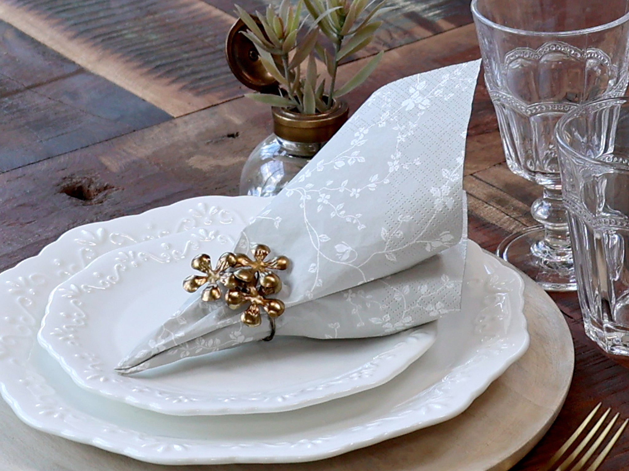 Square Grey Napkins with Flower pattern