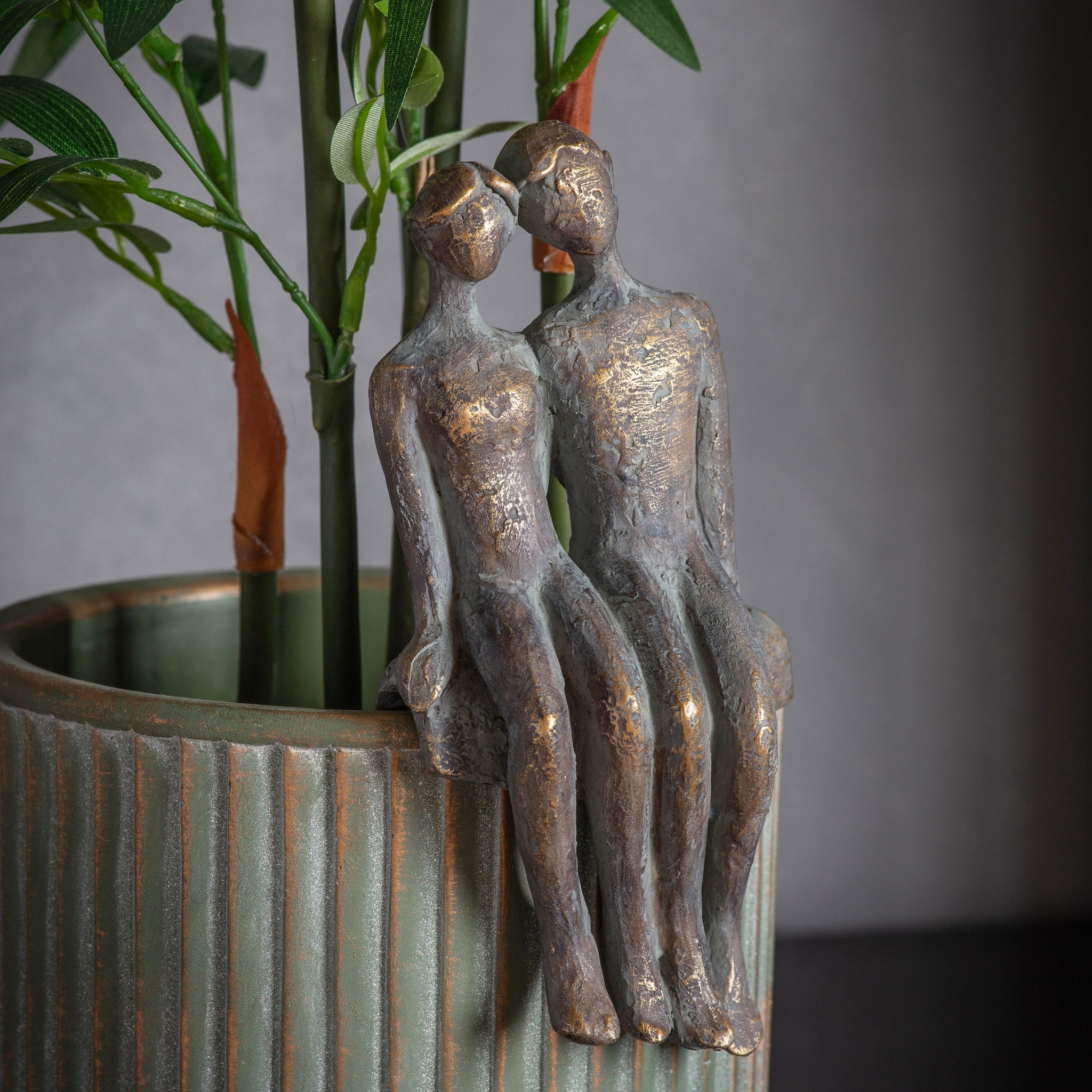 Togetherness Pot Hanger - Antique
