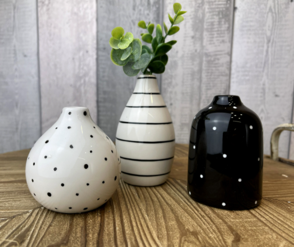Black & White Bud Vases