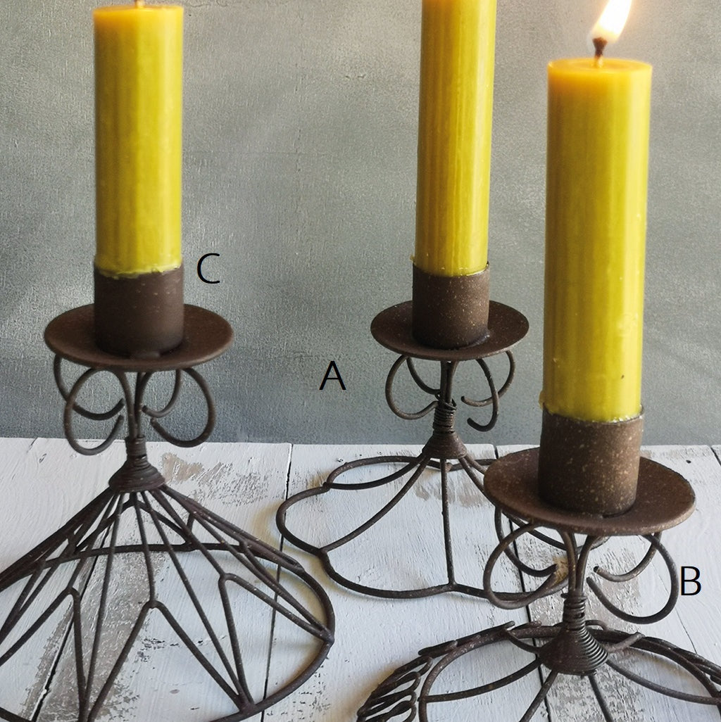 Rustic wire candle stick