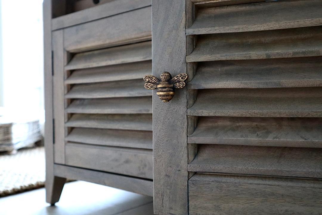Heritage Finish Brass Bee Drawer Knob