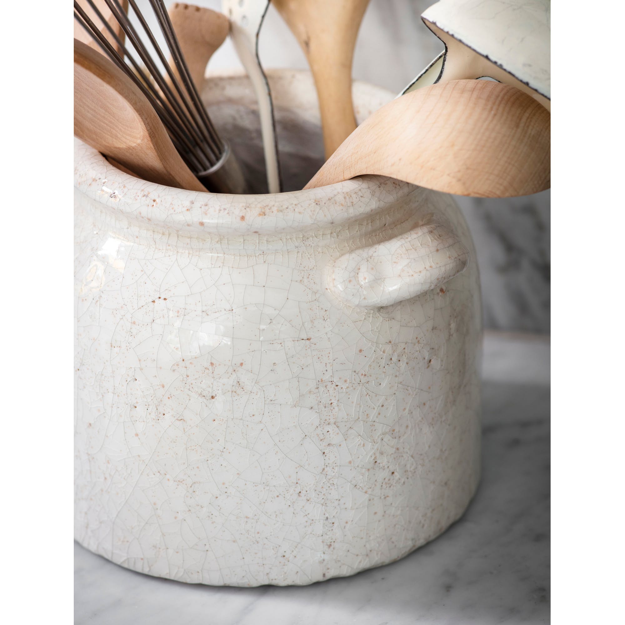 Ravello handled pot