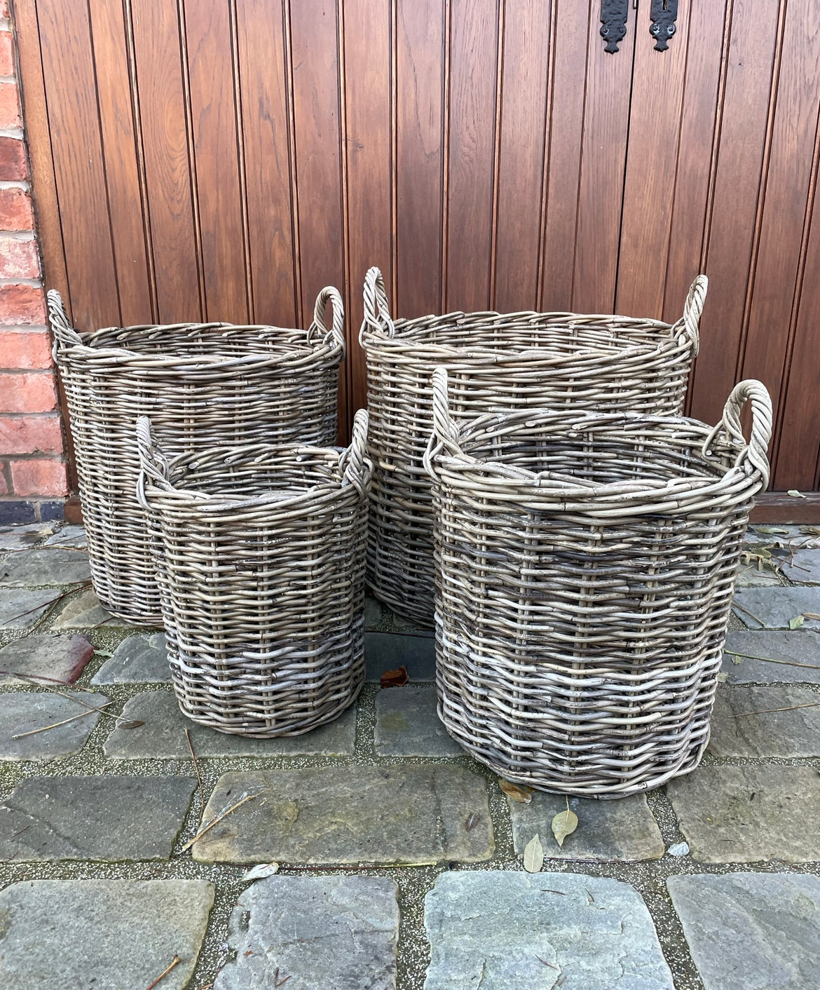 Round Kubu baskets - 4 sizes