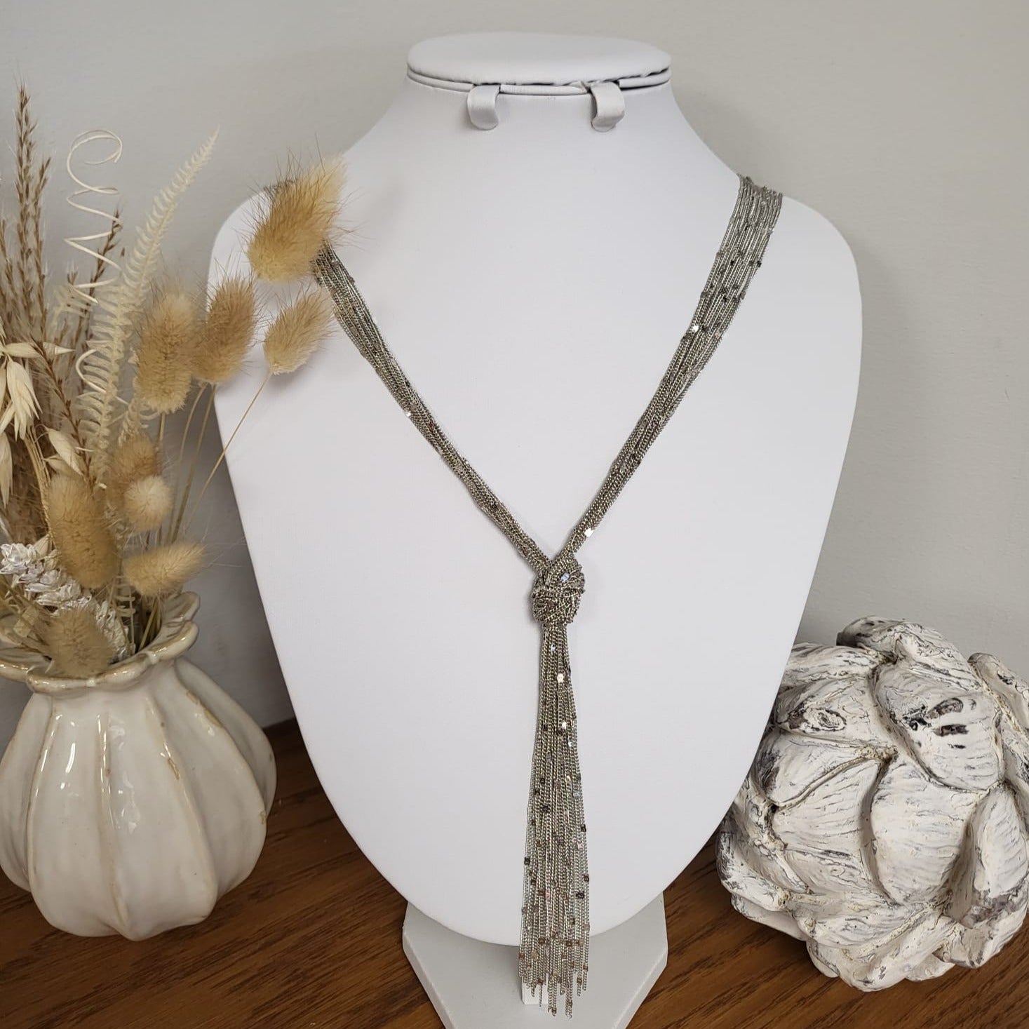 Long chain knotted necklace